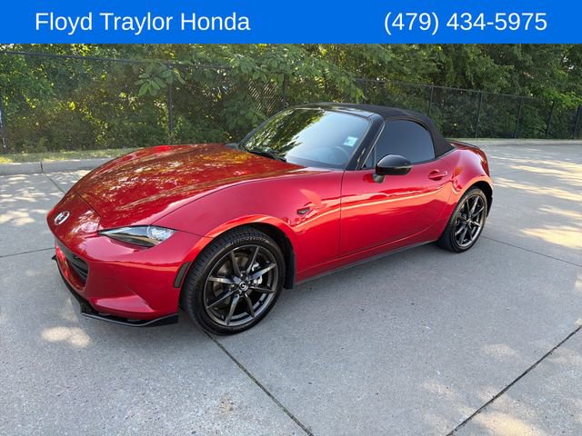 Used 2016 MAZDA MX-5 Miata Club RWD image 1