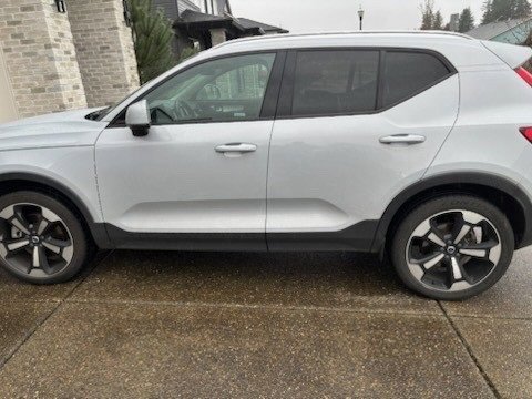 Used 2020 Volvo XC40 T5 Momentum w/ Protection Package Premier