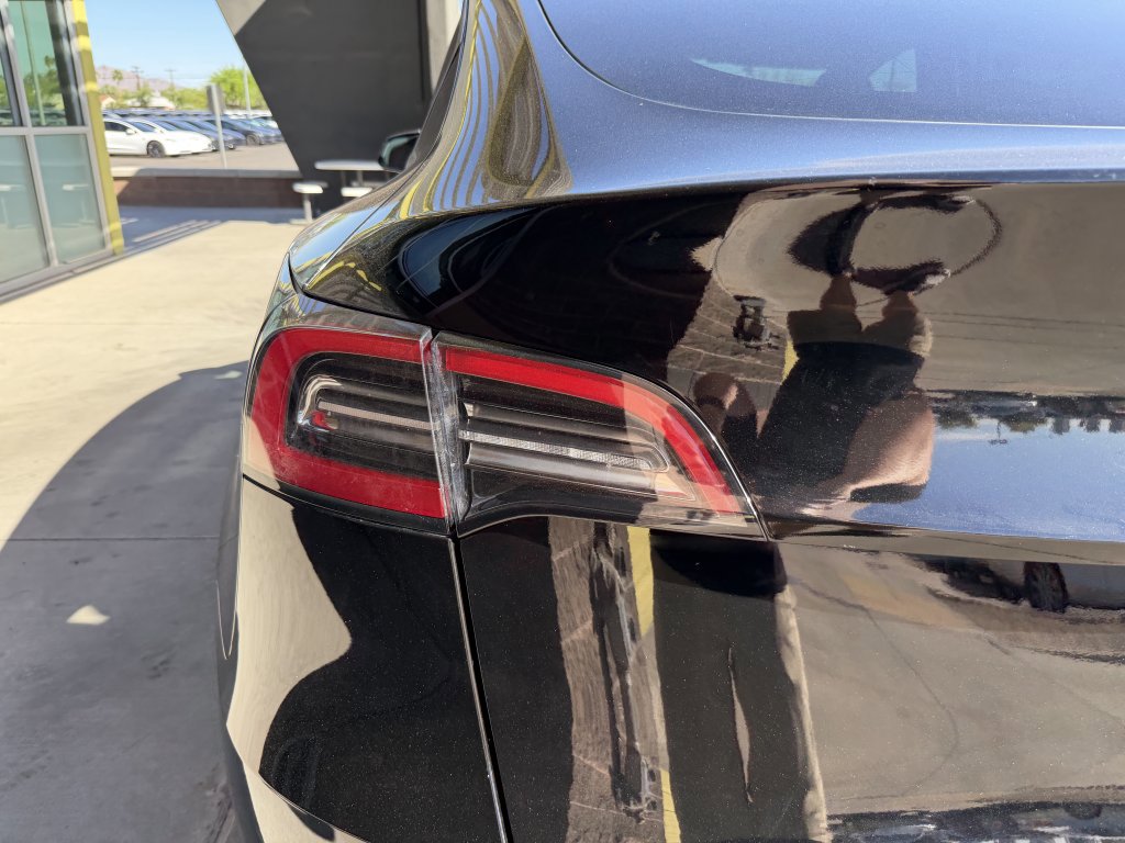 Used 2023 Tesla Model Y Long Range image 14