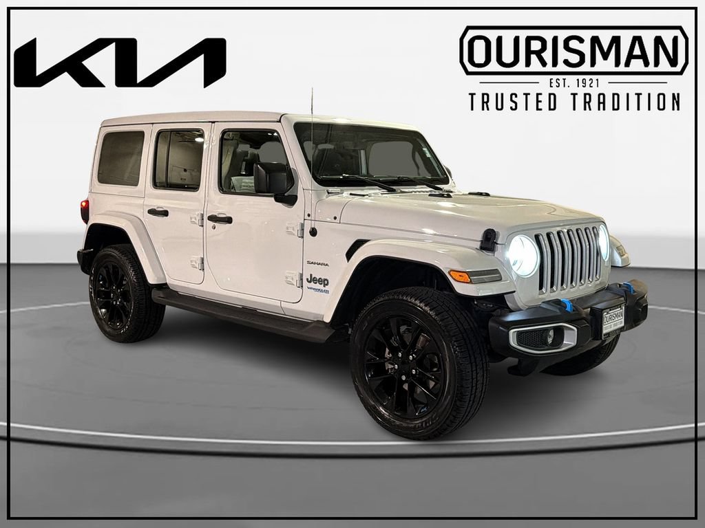 Used 2022 Jeep Wrangler Unlimited Sahara AWD/4WD image 1