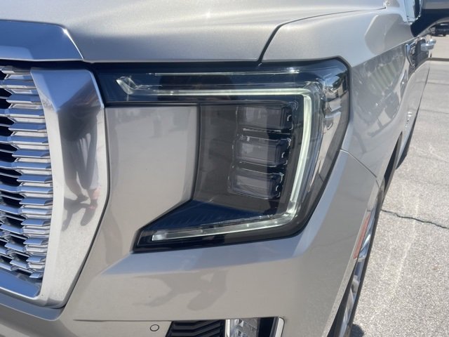 Used 2023 GMC Yukon Denali image 9