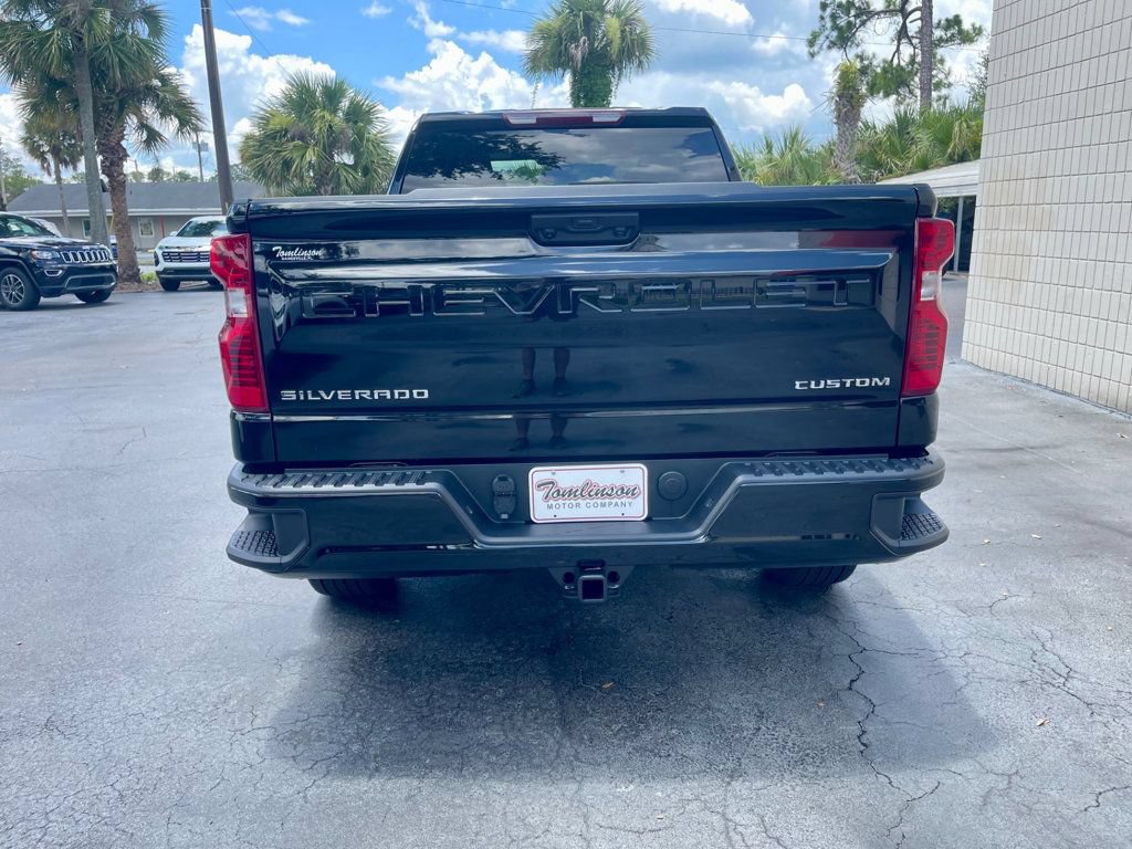 Used 2026 Chevrolet Silverado 1500 Custom RWD image 4