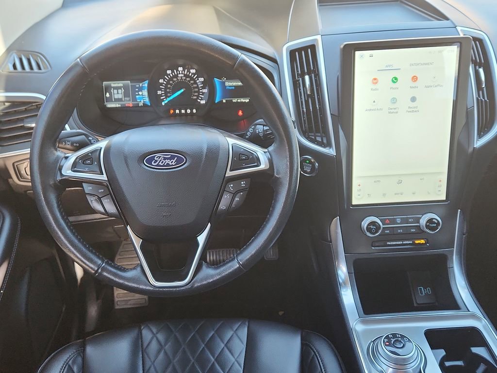 Used 2024 Ford Edge Titanium image 10