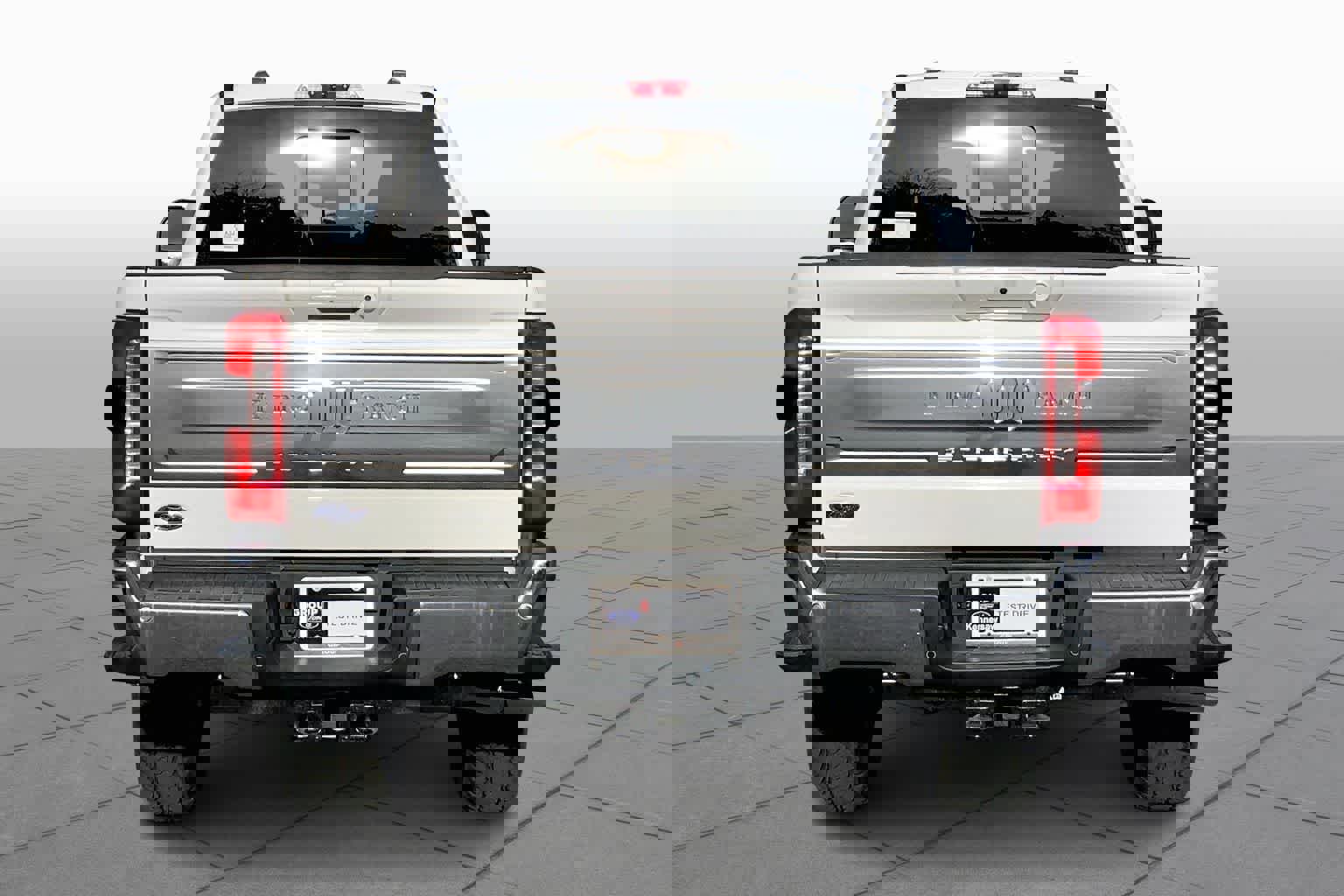 New 2026 Ford F350 King Ranch w/ Chrome Package image 4