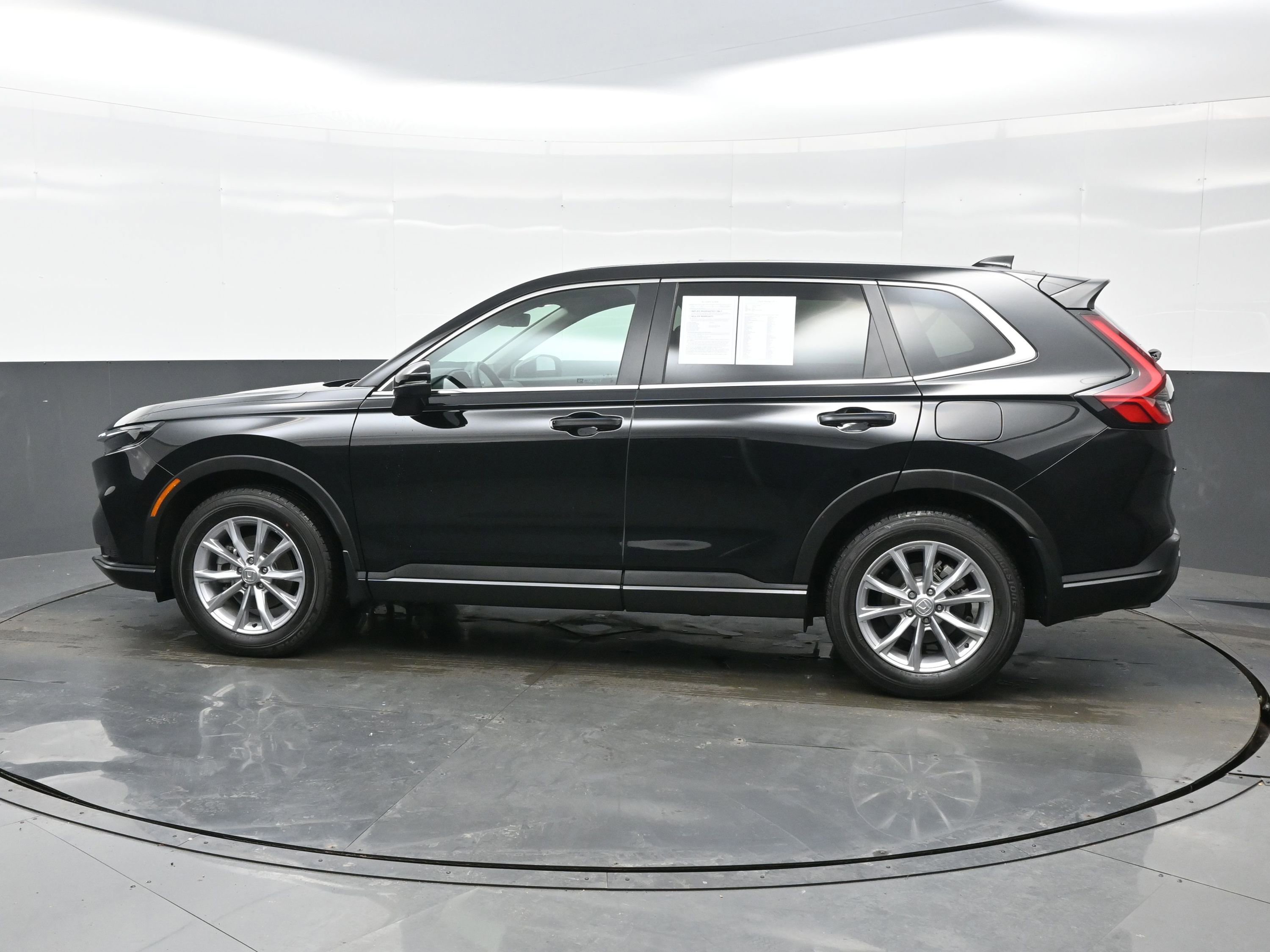 Used 2025 Honda CR-V EX-L image 3