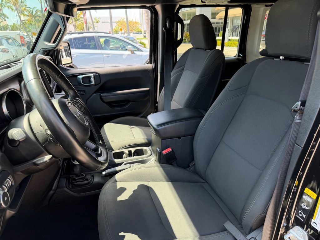 Used 2021 Jeep Wrangler Unlimited Sport w/ Sun And Sound Package AWD/4WD image 12