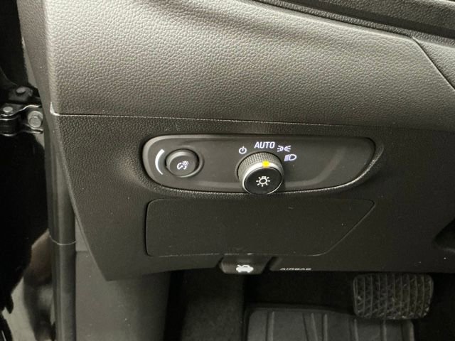 Used 2025 Buick Encore GX Sport Touring w/ Experience Buick Package image 22