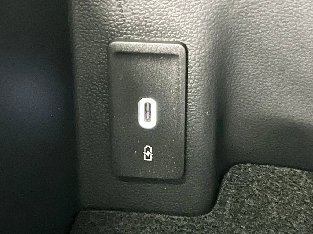 New 2026 Volkswagen Atlas SE image 12