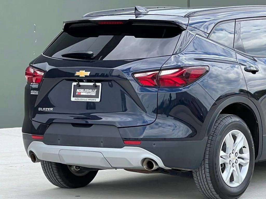 Used 2020 Chevrolet Blazer LT FWD image 33