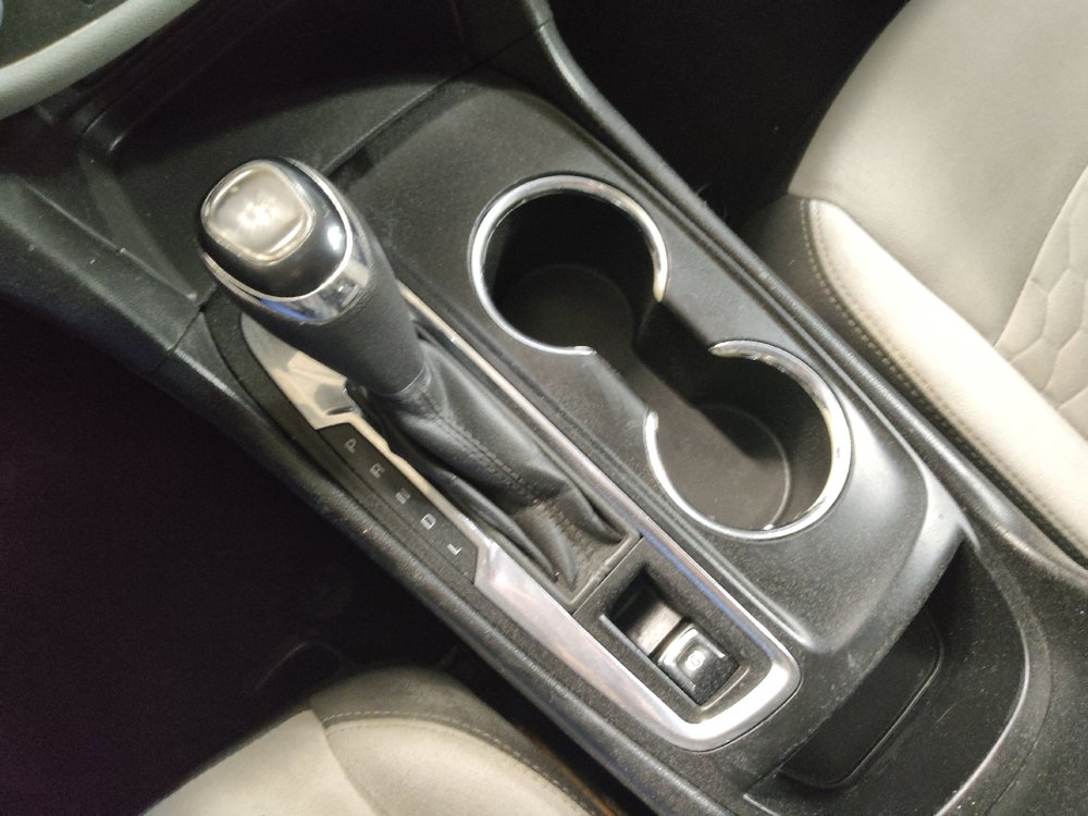 Used 2018 Chevrolet Equinox LS image 26