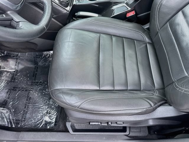 Used 2016 Ford Escape Titanium w/ Equipment Group 301A AWD/4WD image 19