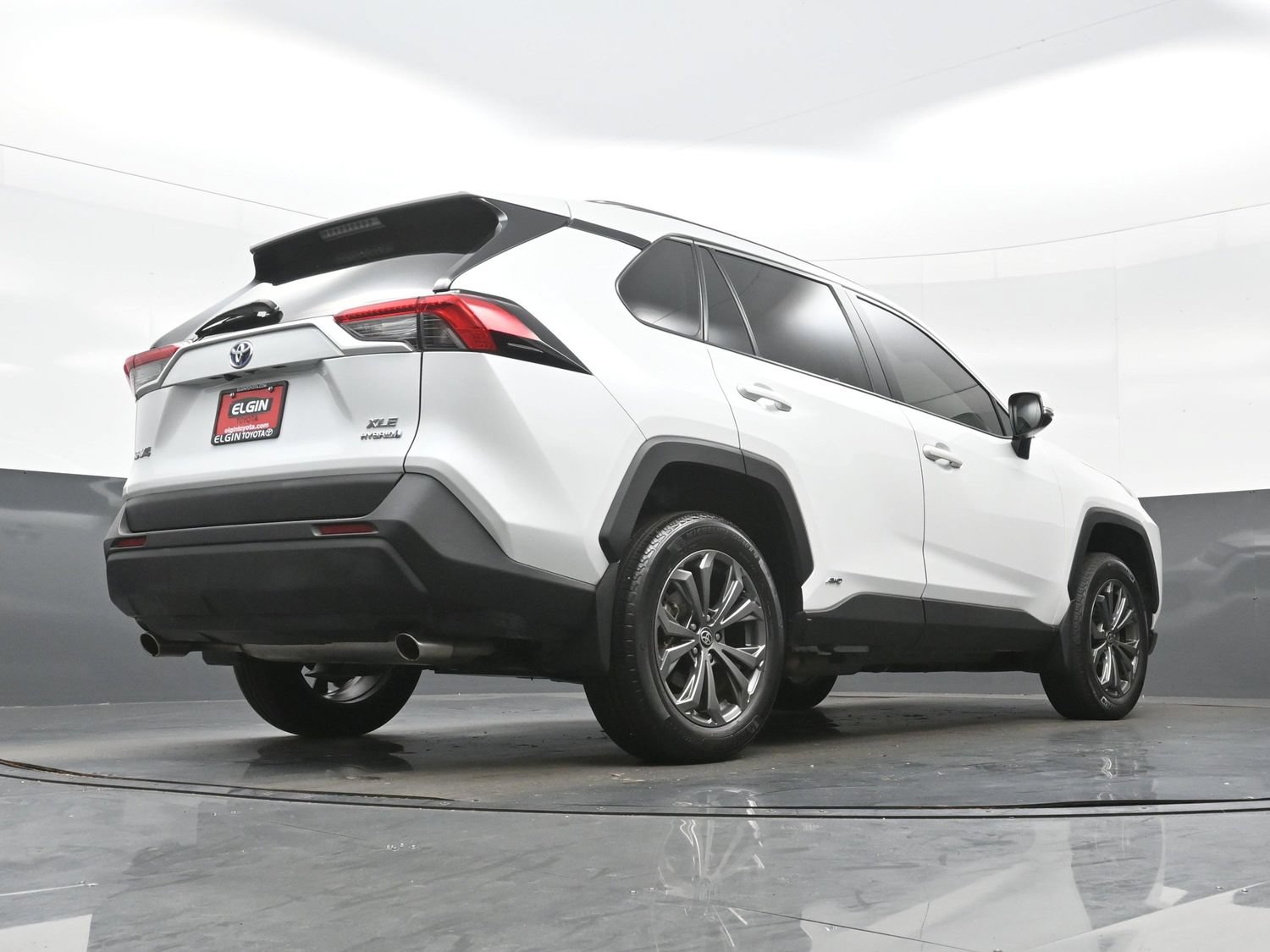 Used 2024 Toyota RAV4 XLE Premium w/ Weather Package AWD/4WD image 34