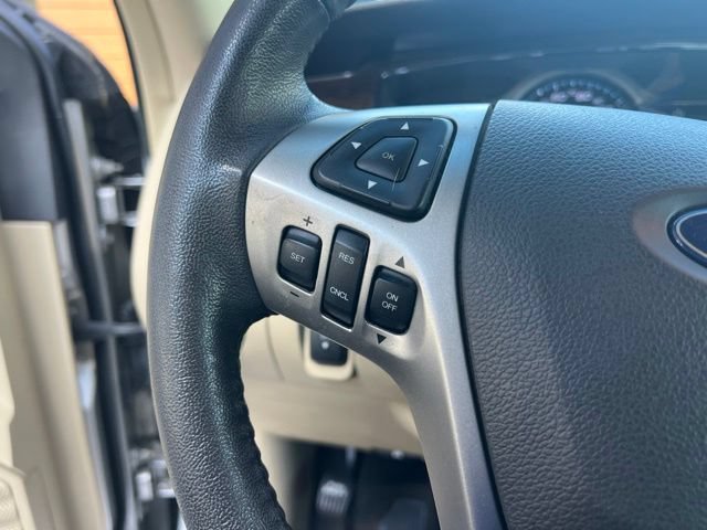 Used 2018 Ford Taurus Limited FWD image 11