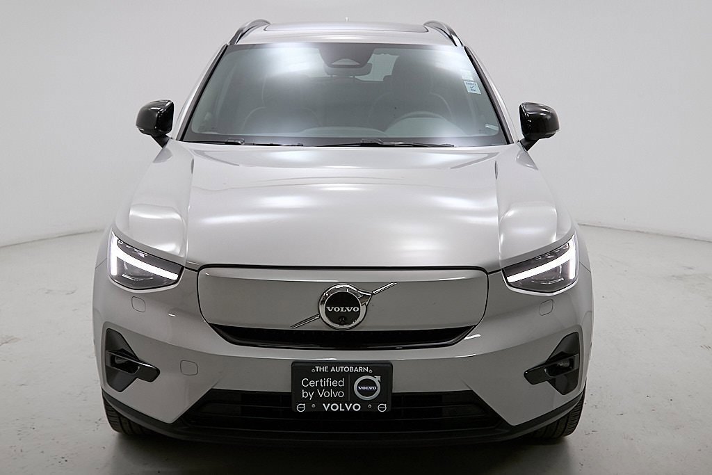 Certified 2023 Volvo XC40 Recharge Ultimate image 5