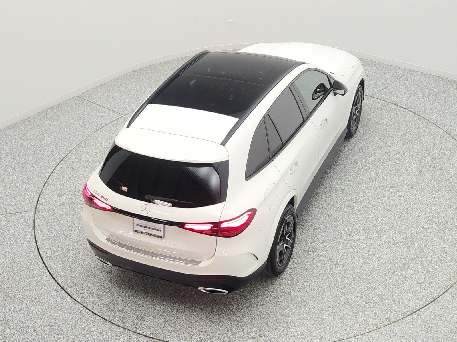 Certified 2023 Mercedes-Benz GLC 300 image 28