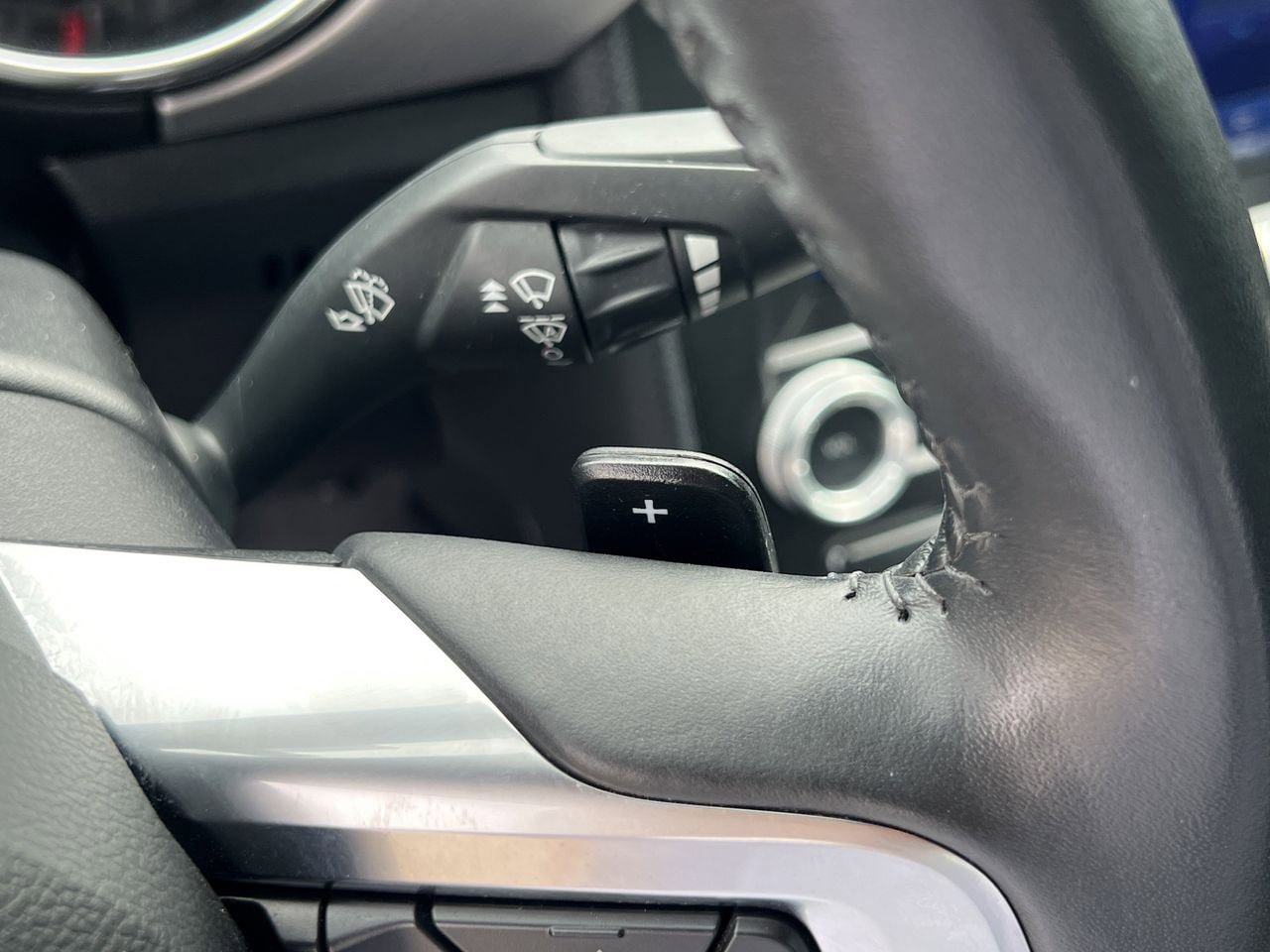 Used 2022 Ford Mustang GT Premium RWD image 13