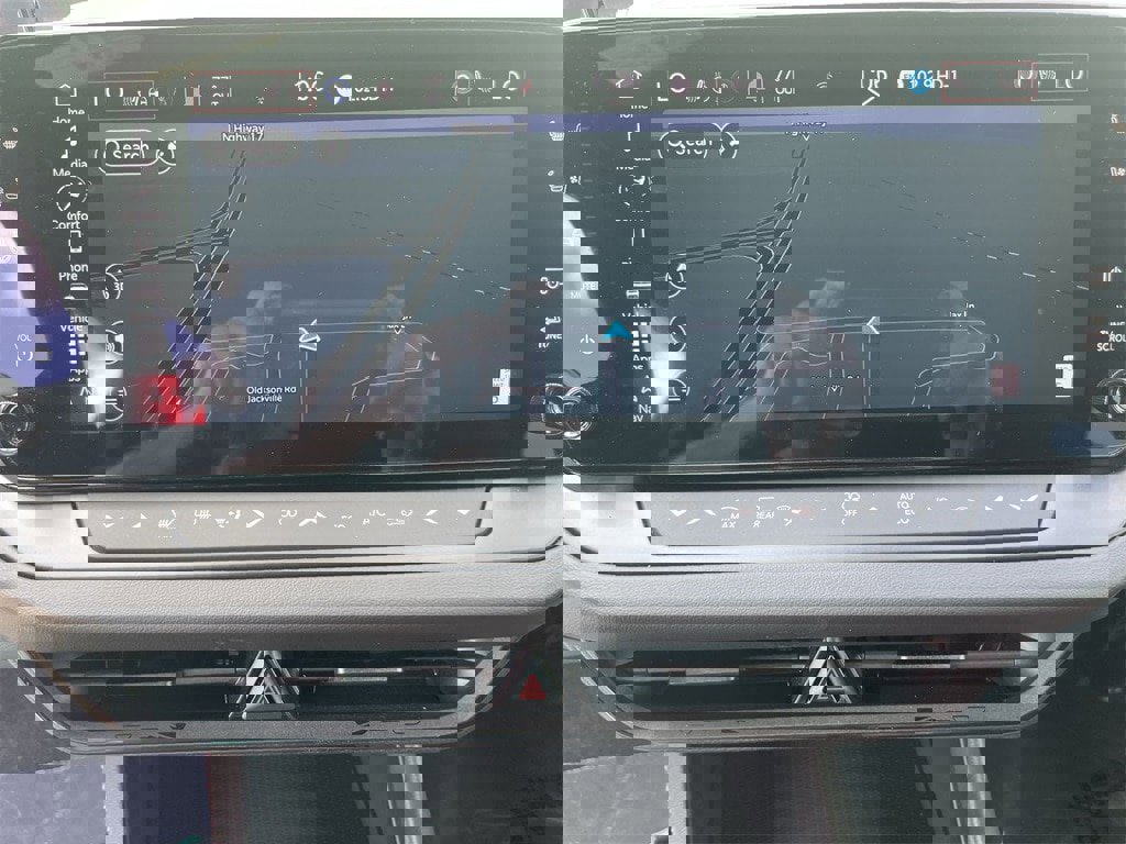 New 2025 Dodge Charger Daytona Scat Pack w/ Track Pack image 18