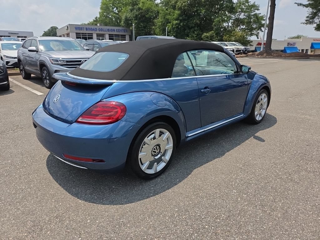 Used 2018 Volkswagen Beetle 2.0T SE FWD image 6