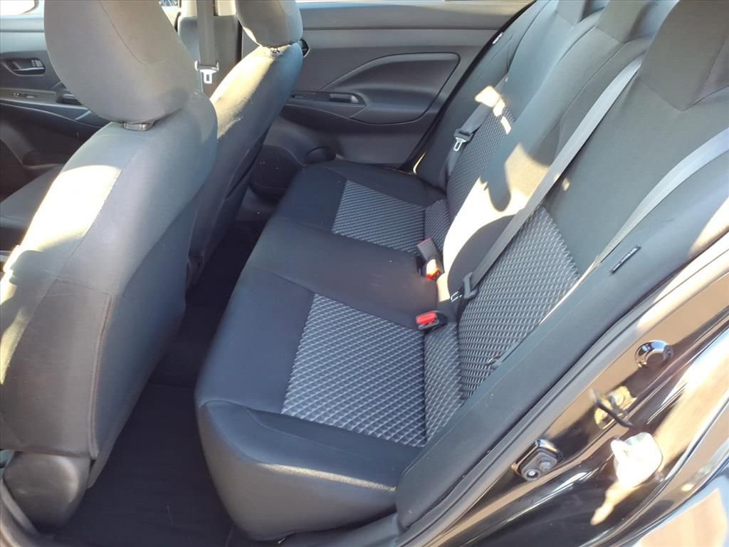 Used 2020 Nissan Versa S image 7