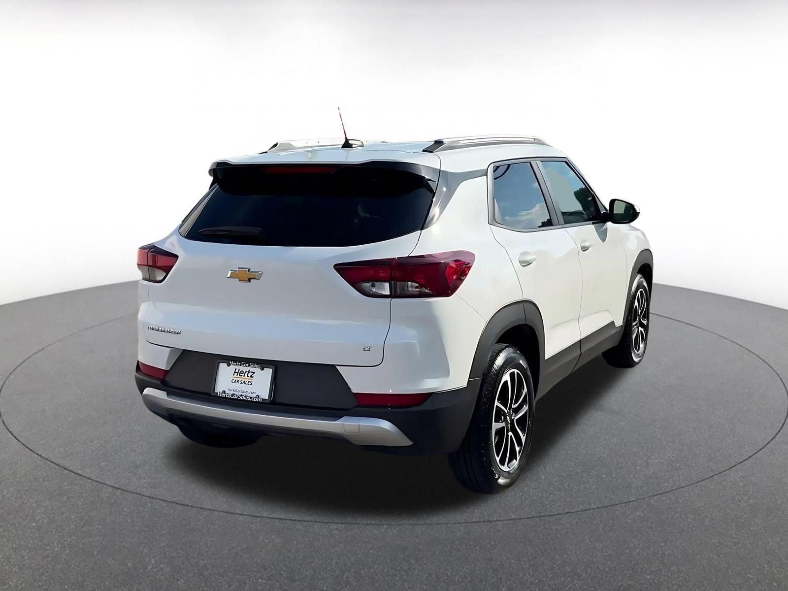 Used 2025 Chevrolet TrailBlazer LT FWD image 12