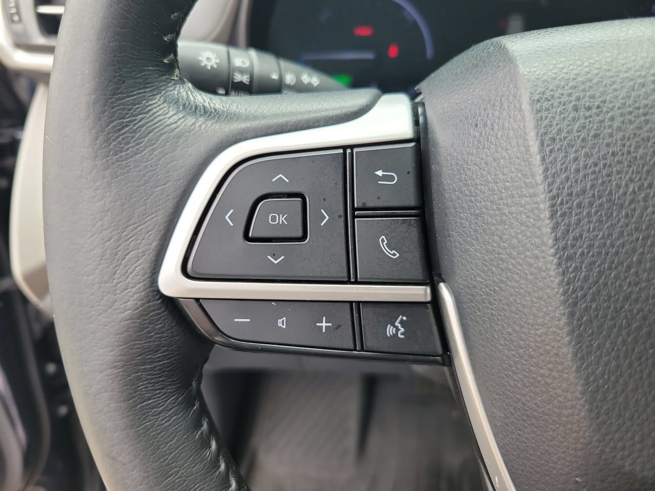 Used 2023 Toyota Sienna XLE FWD image 20
