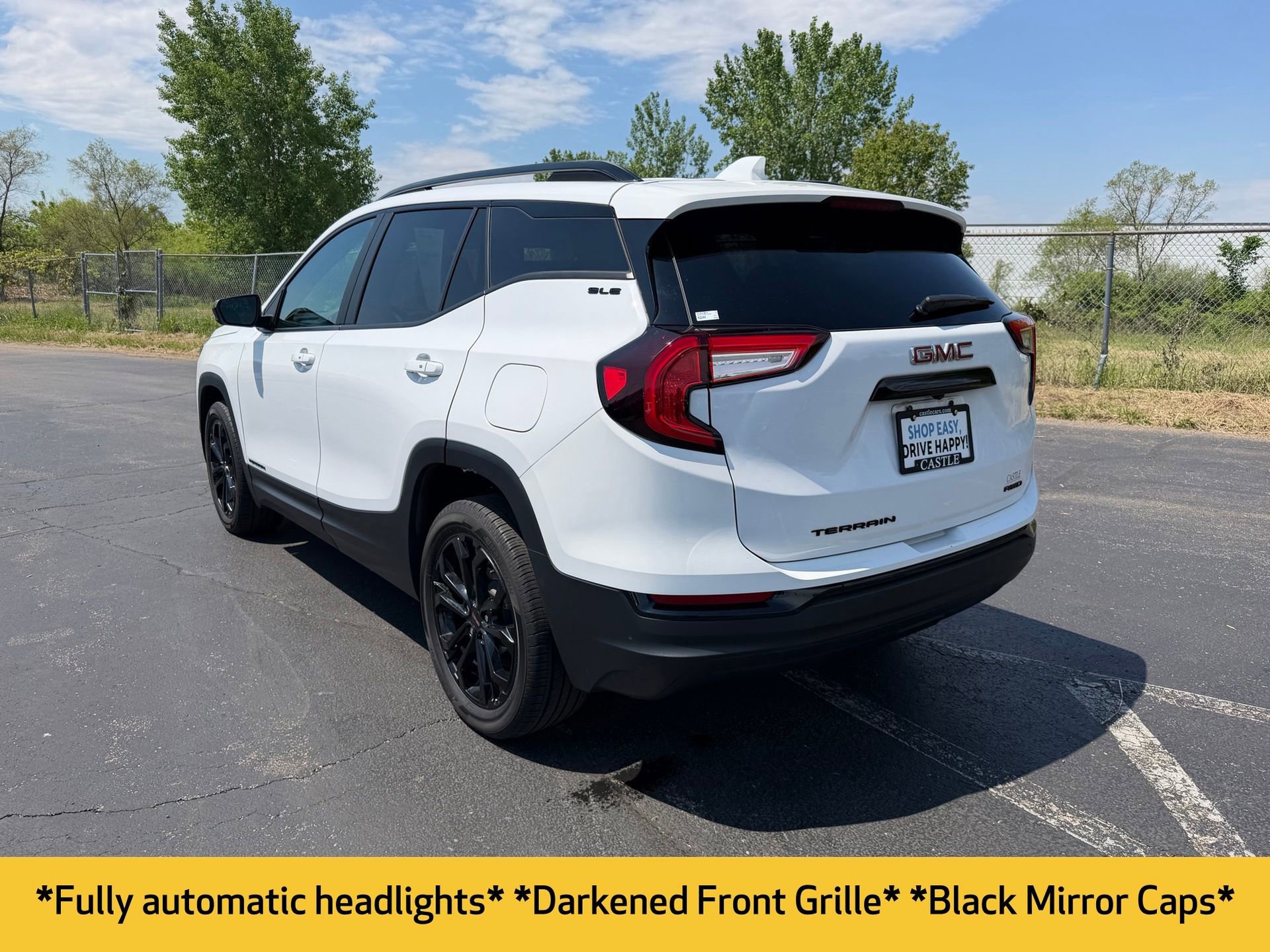 Used 2022 GMC Terrain SLE w/ Driver Convenience Package AWD/4WD image 10