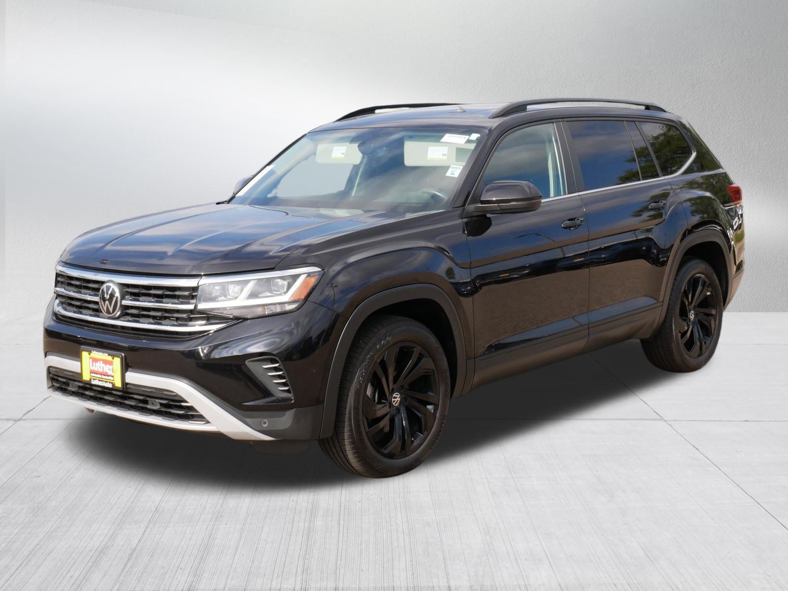 Used 2021 Volkswagen Atlas SE w/ Panoramic Sunroof Package AWD/4WD image 3