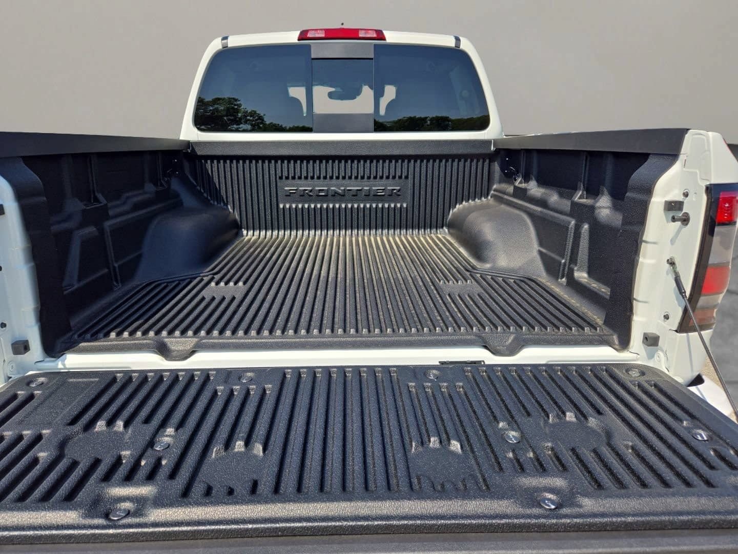 New 2025 Nissan Frontier SV AWD/4WD image 25