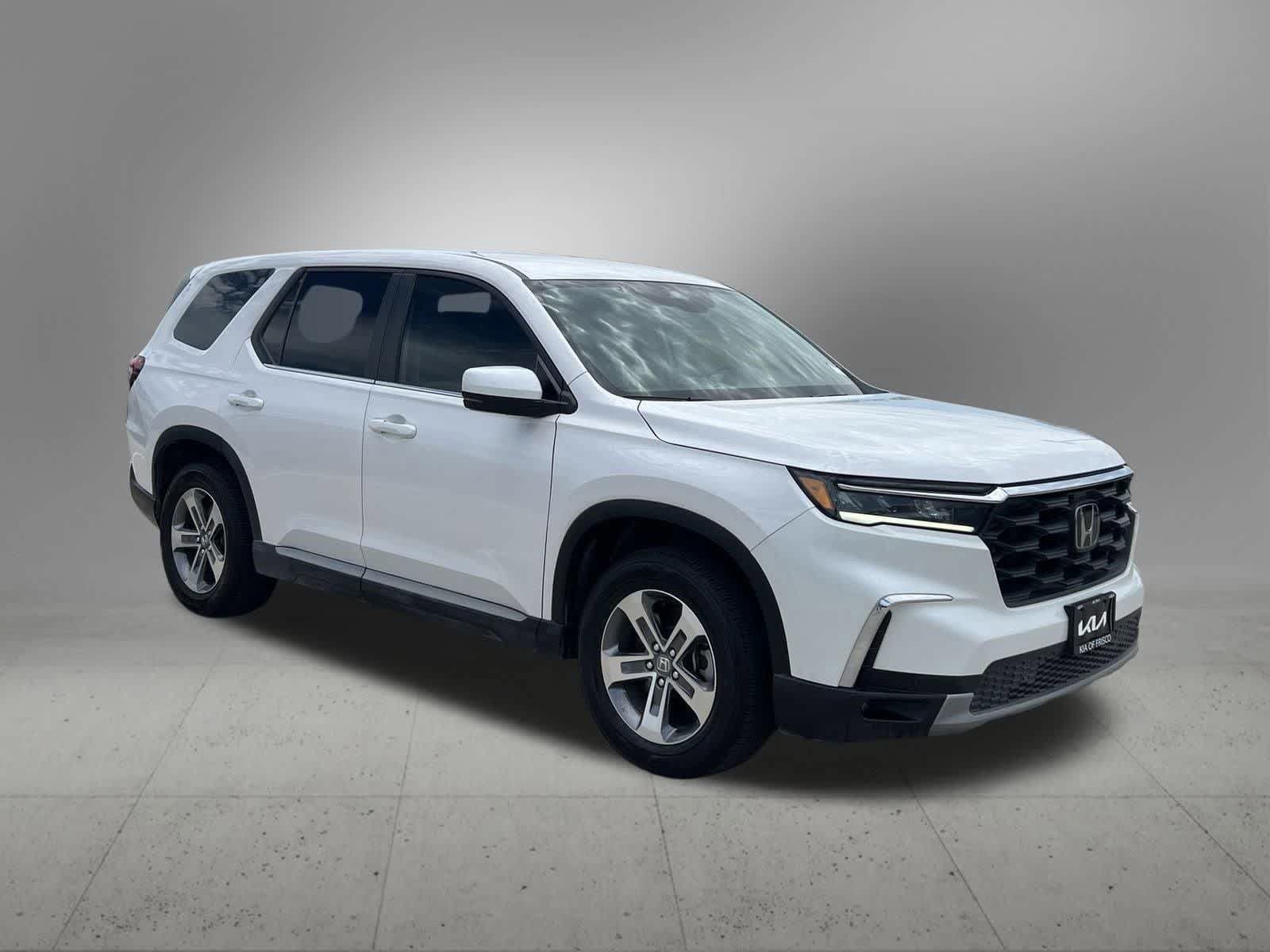 Used 2025 Honda Pilot EX-L image 14