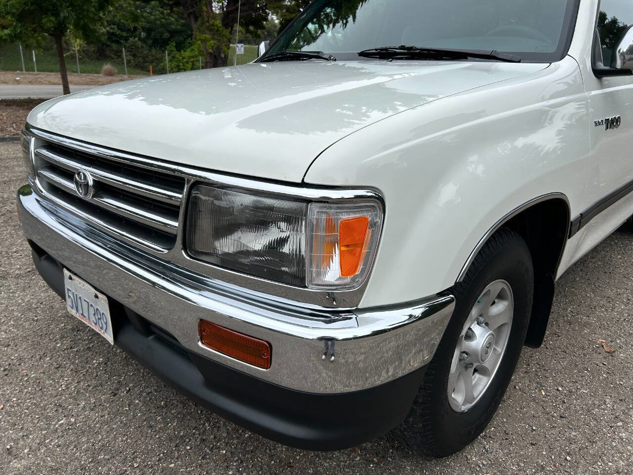 Used 1998 Toyota T100 SR5 RWD image 5