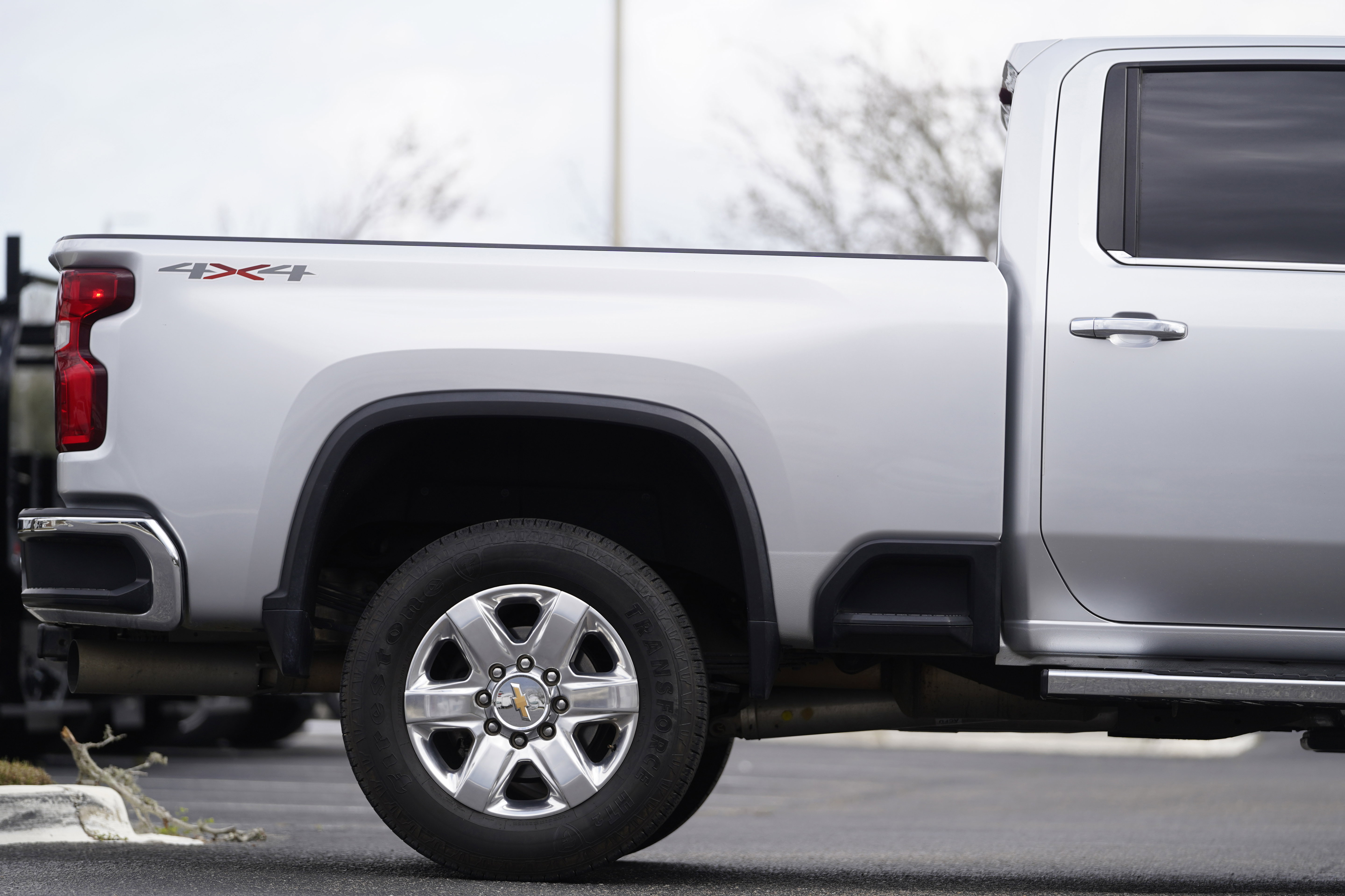 Used 2022 Chevrolet Silverado 2500 LTZ w/ LTZ Plus Package image 5