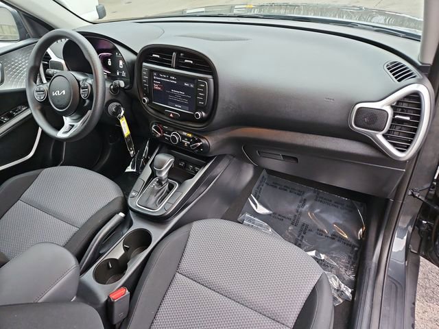 Used 2023 Kia Soul LX image 26