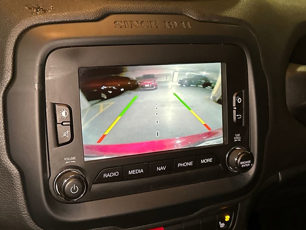 Used 2016 Jeep Renegade Limited AWD/4WD image 25