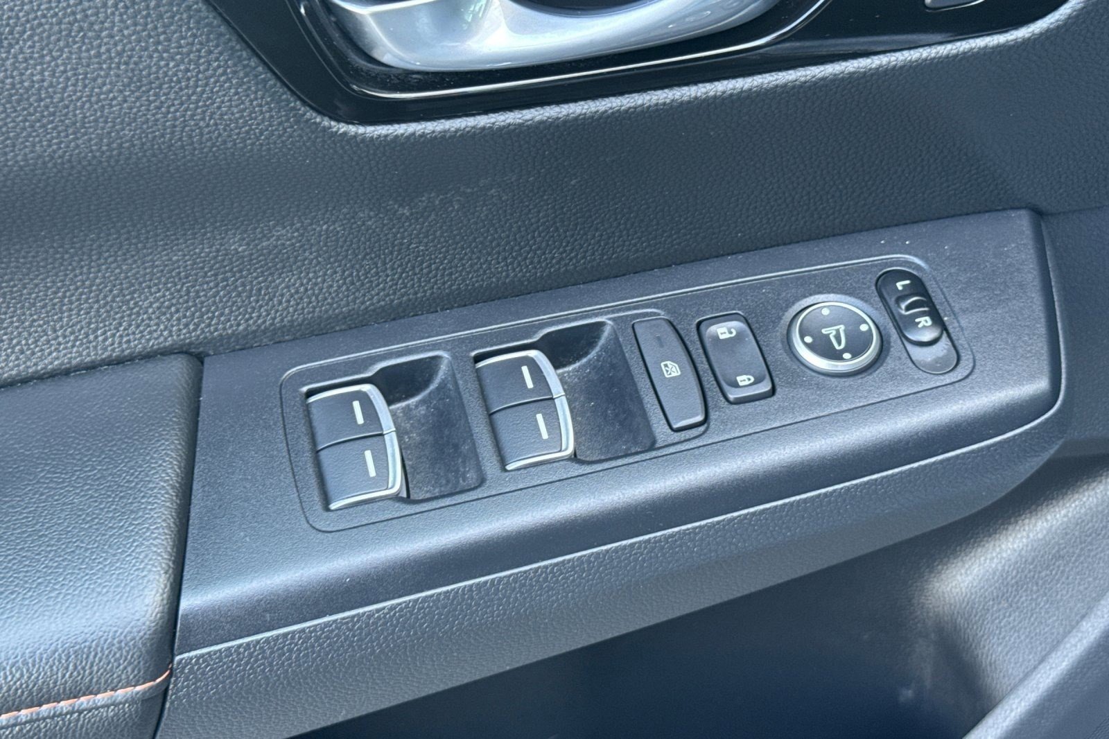 Certified 2023 Honda CR-V Sport Touring image 13