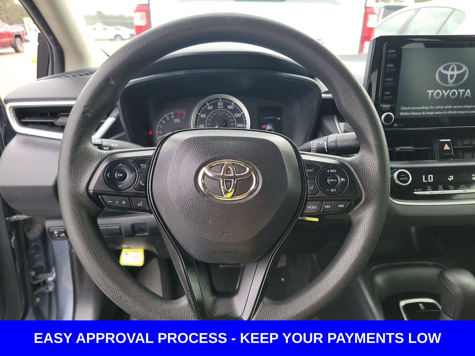 Used 2022 Toyota Corolla LE image 9