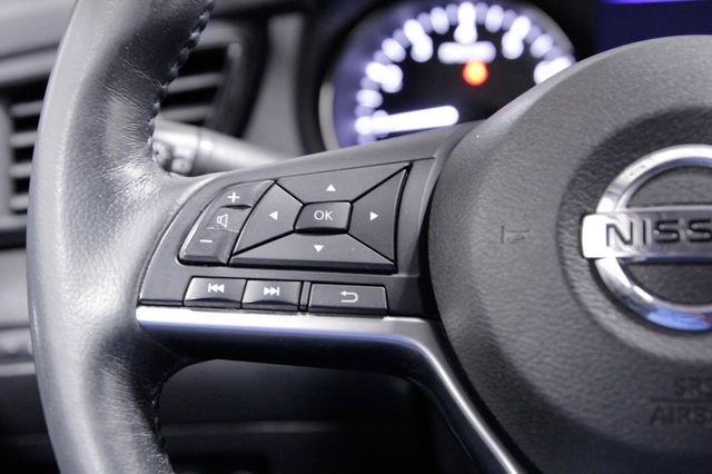 Used 2018 Nissan Rogue SV w/ Premium Package image 25