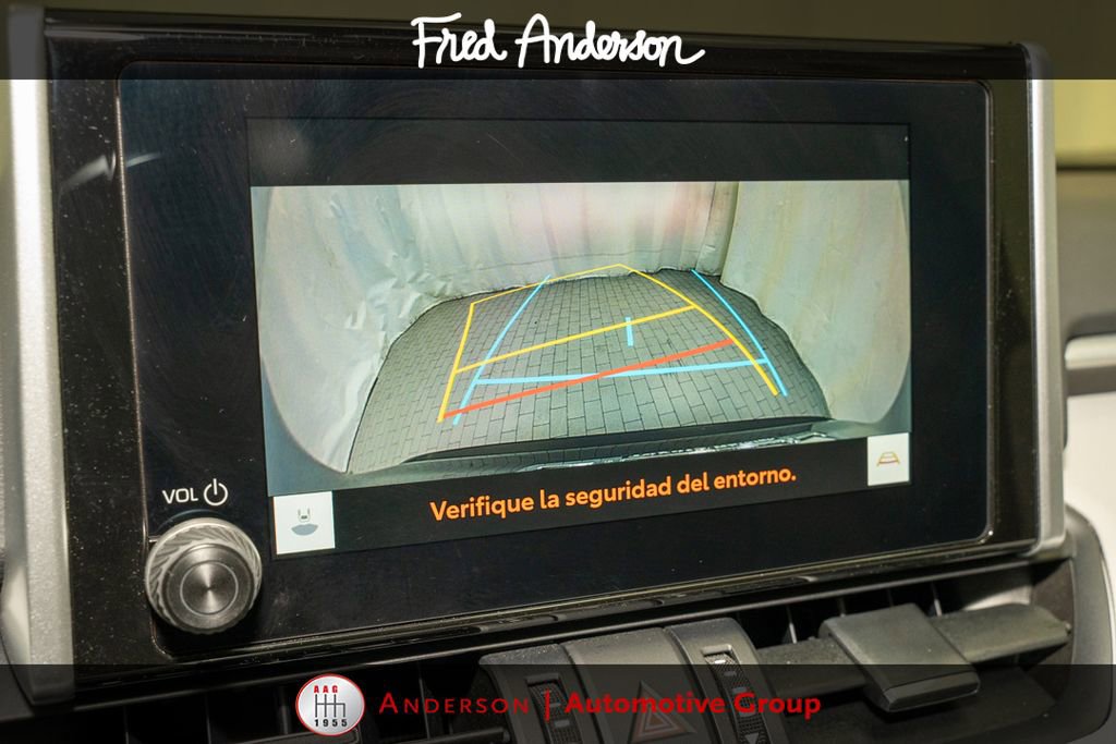 Used 2023 Toyota RAV4 XLE Premium FWD image 15