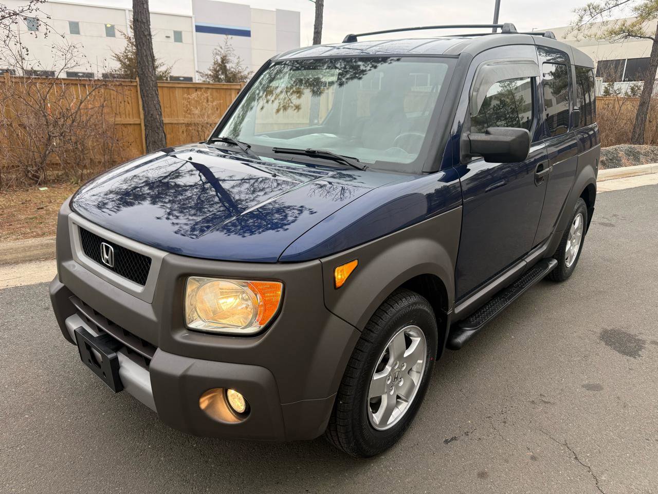 Used 2003 Honda Element EX image 2