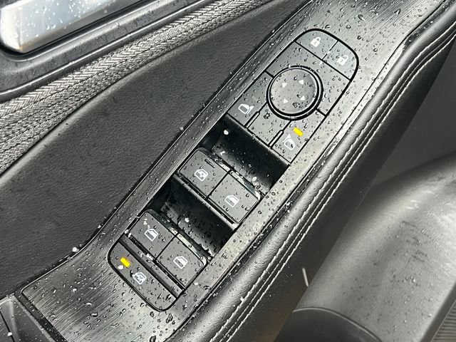 Used 2023 Nissan Rogue SV image 15