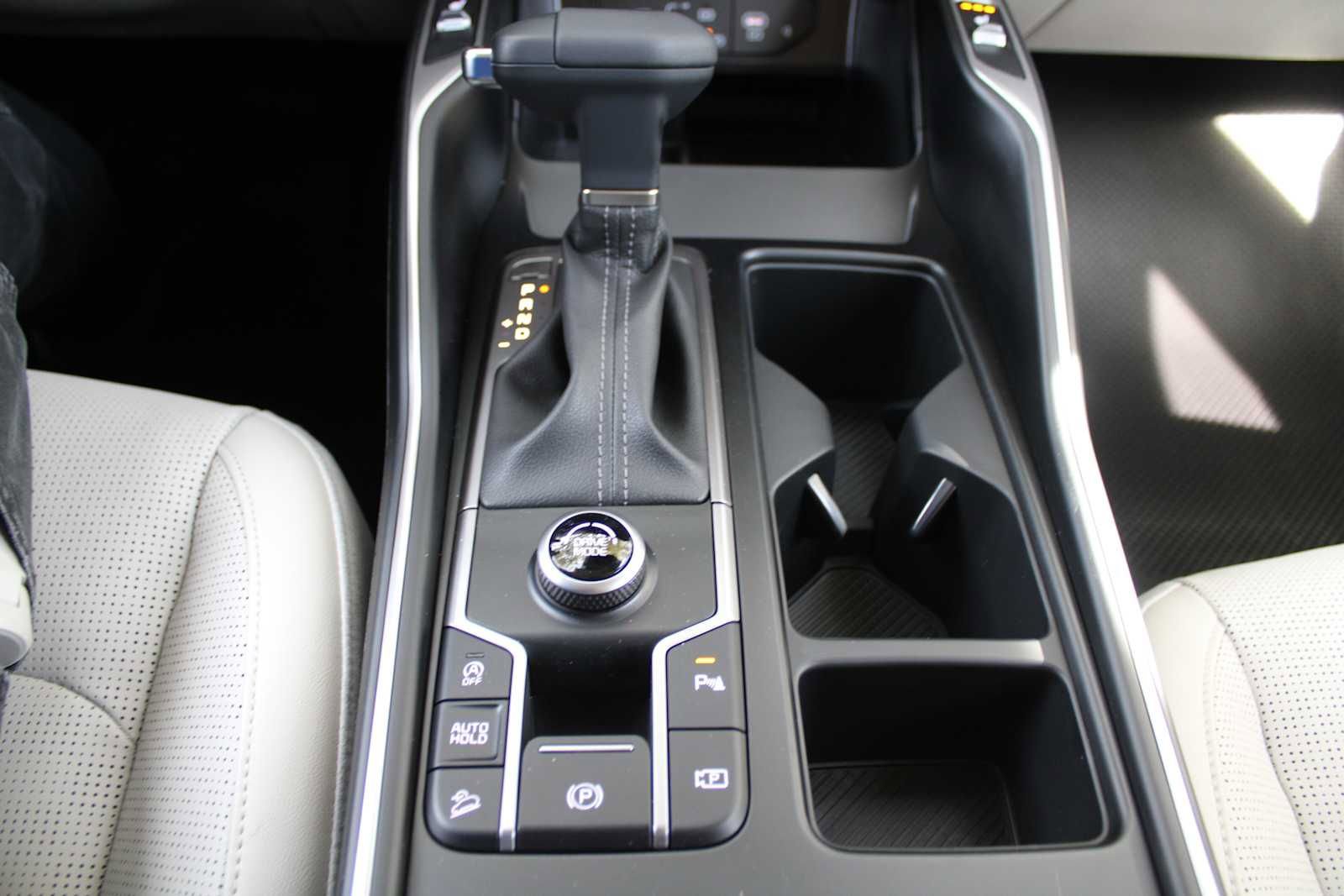 New 2026 Kia Sorento S w/ S Panoramic Sunroof Package FWD image 30