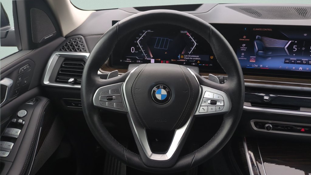Used 2026 BMW X7 xDrive40i AWD/4WD image 12