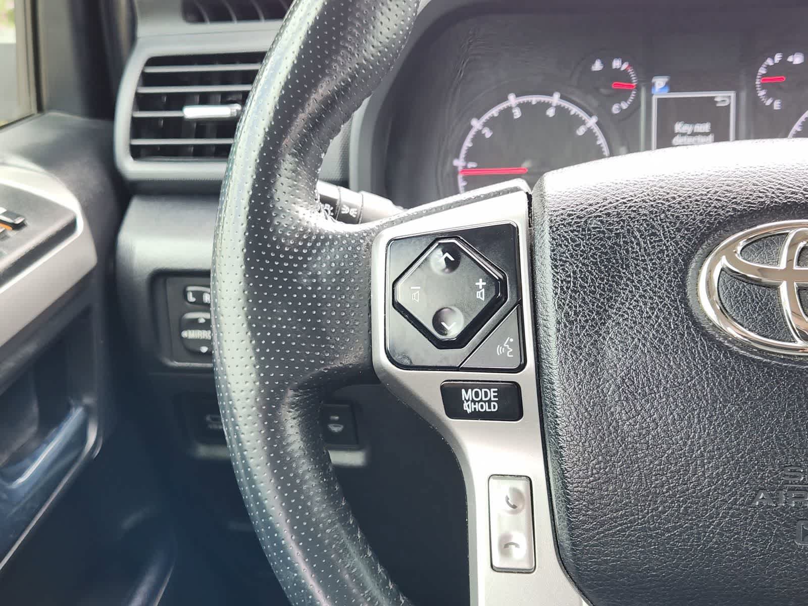 Used 2023 Toyota 4Runner SR5 Premium w/ Moonroof Package RWD image 27