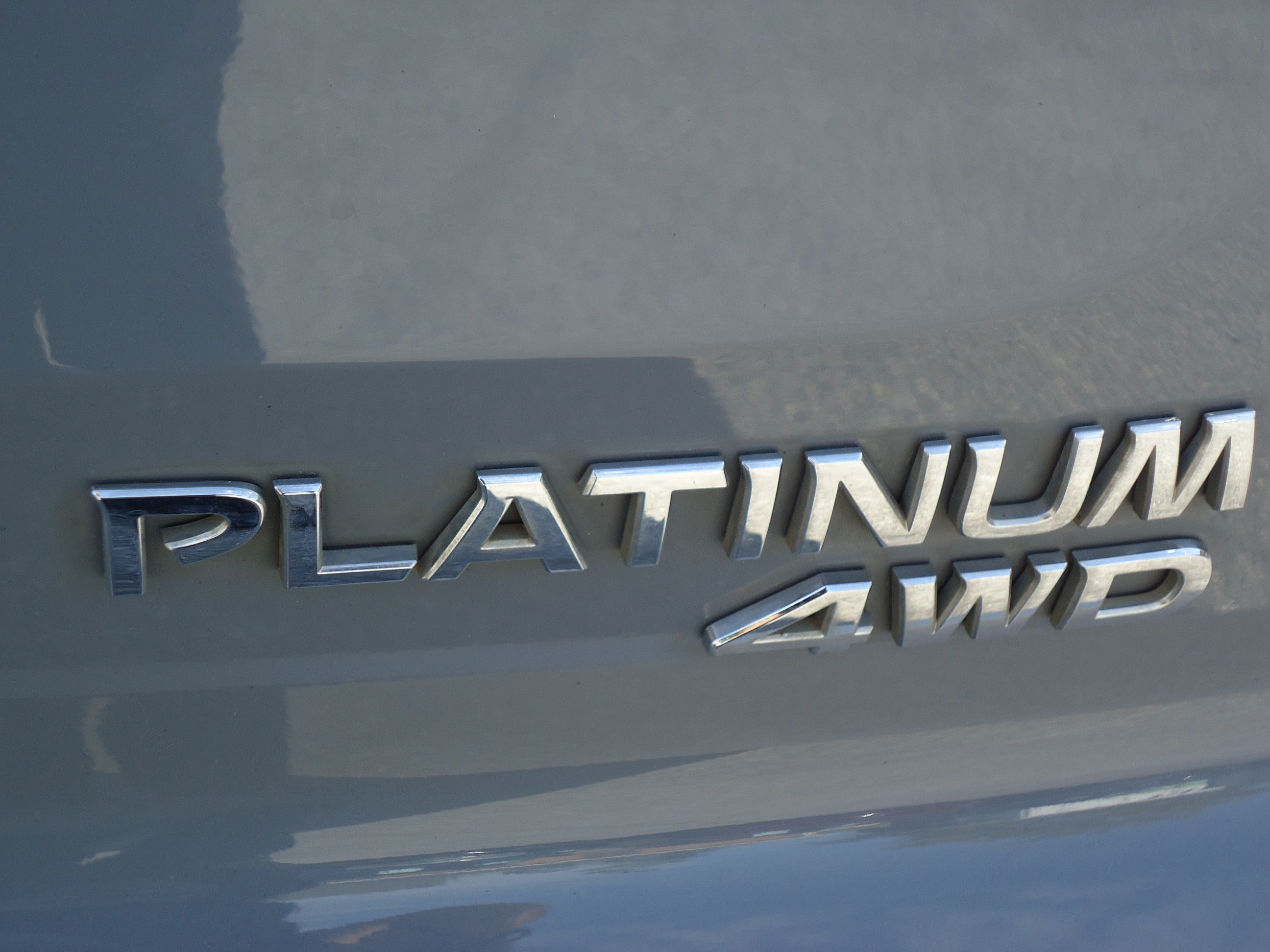 Used 2023 Nissan Pathfinder Platinum AWD/4WD image 10