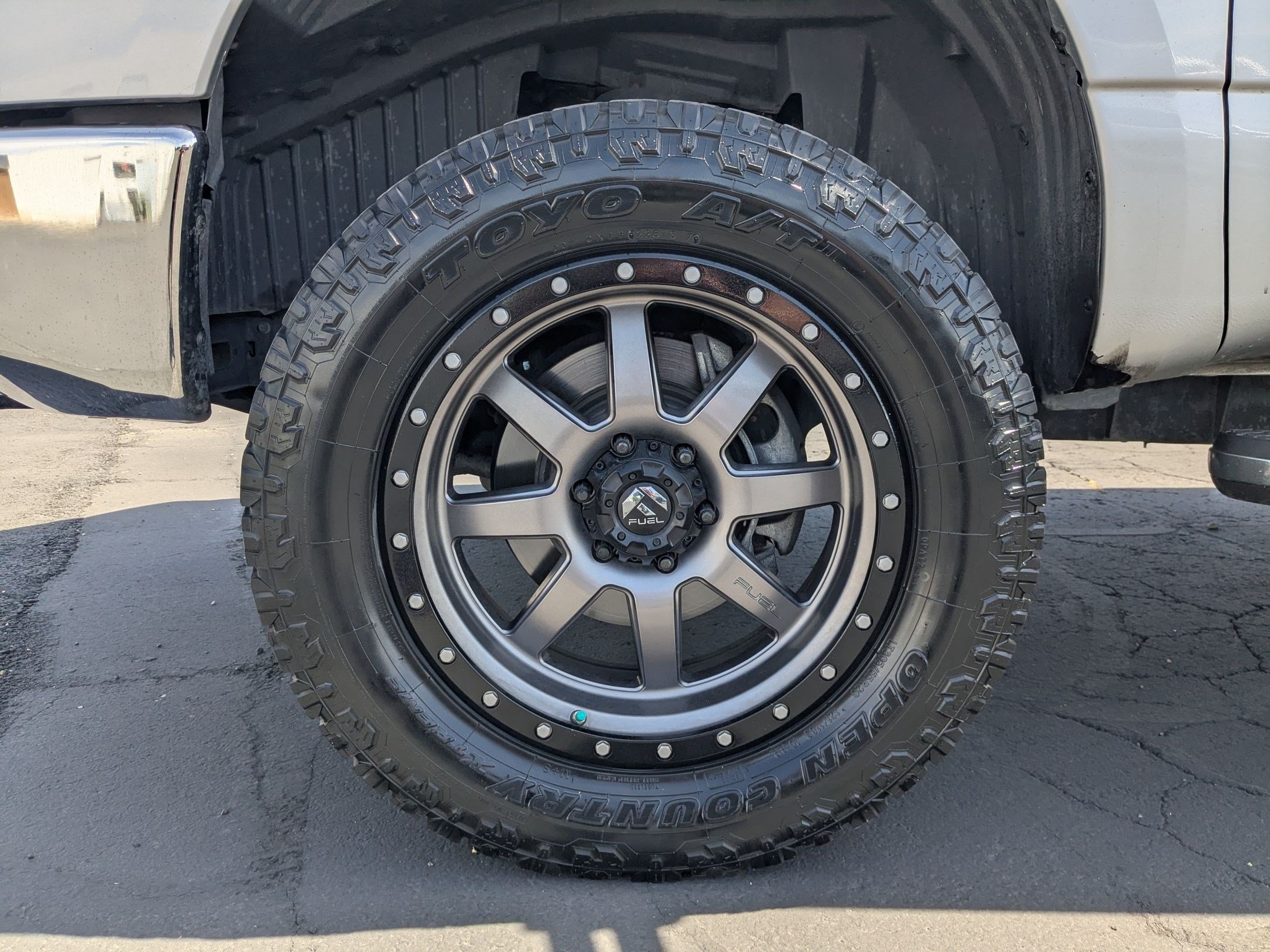 Used 2017 Nissan Titan SL AWD/4WD image 38