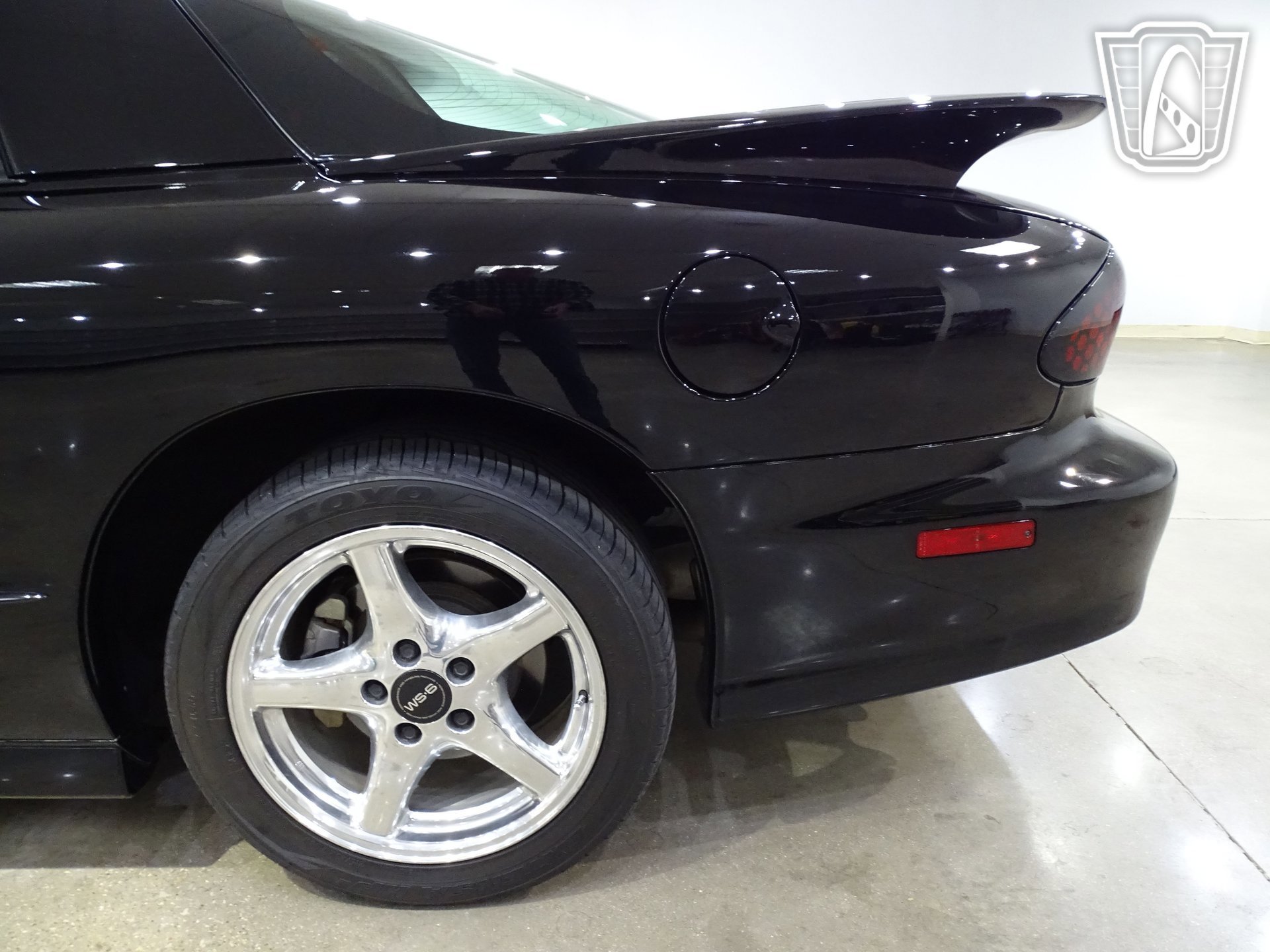 Used 1999 Pontiac Firebird Formula RWD image 32
