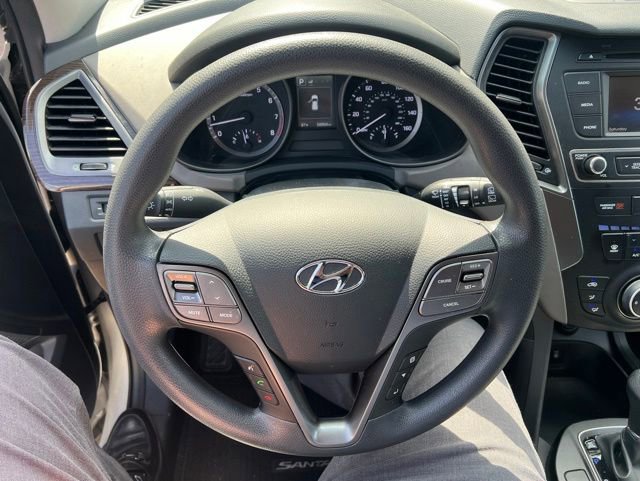 Used 2017 Hyundai Santa Fe Sport FWD image 4