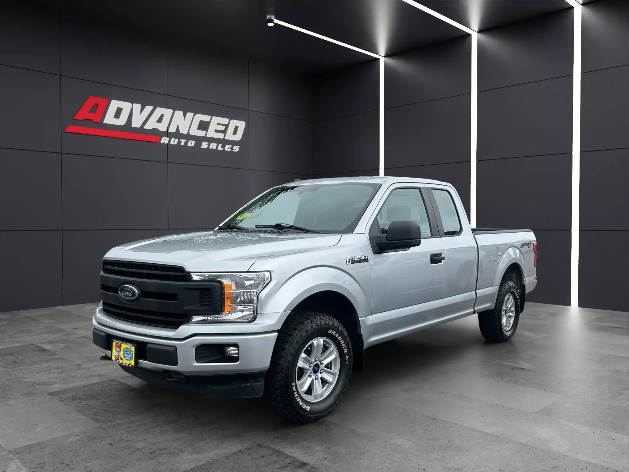 Used 2018 Ford F150 XL w/ Equipment Group 101A Mid image 3