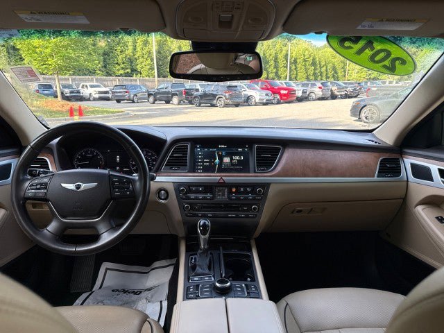 Used 2015 Hyundai Genesis 5.0 w/ Option Group 05 RWD image 38