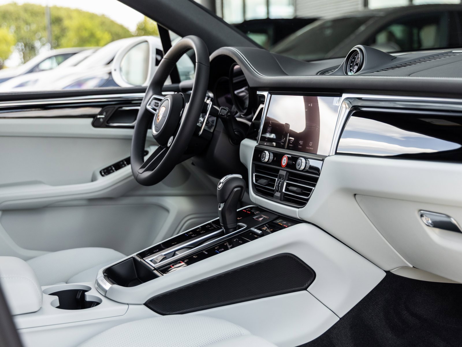 New 2026 Porsche Macan S image 48