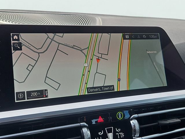 Used 2022 BMW 330i xDrive Sedan w/ Driving Assistance Package image 17